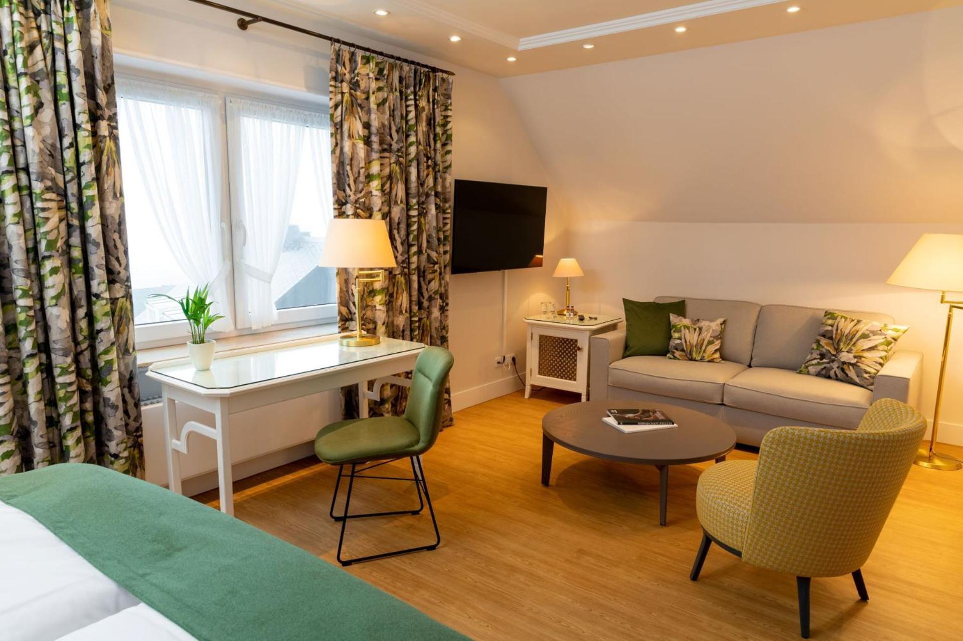 Romantik Berghotel Astenkrone วินเทอร์แบร์ก ภายนอก รูปภาพ